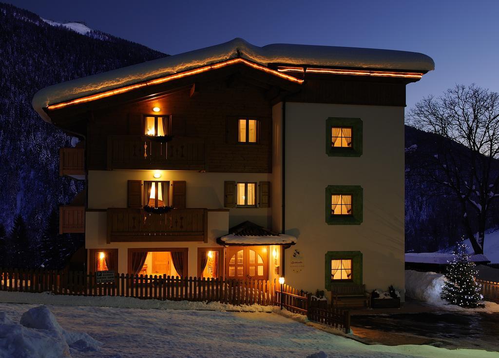 Hotel Garni La Soldanella Madonna Exterior foto